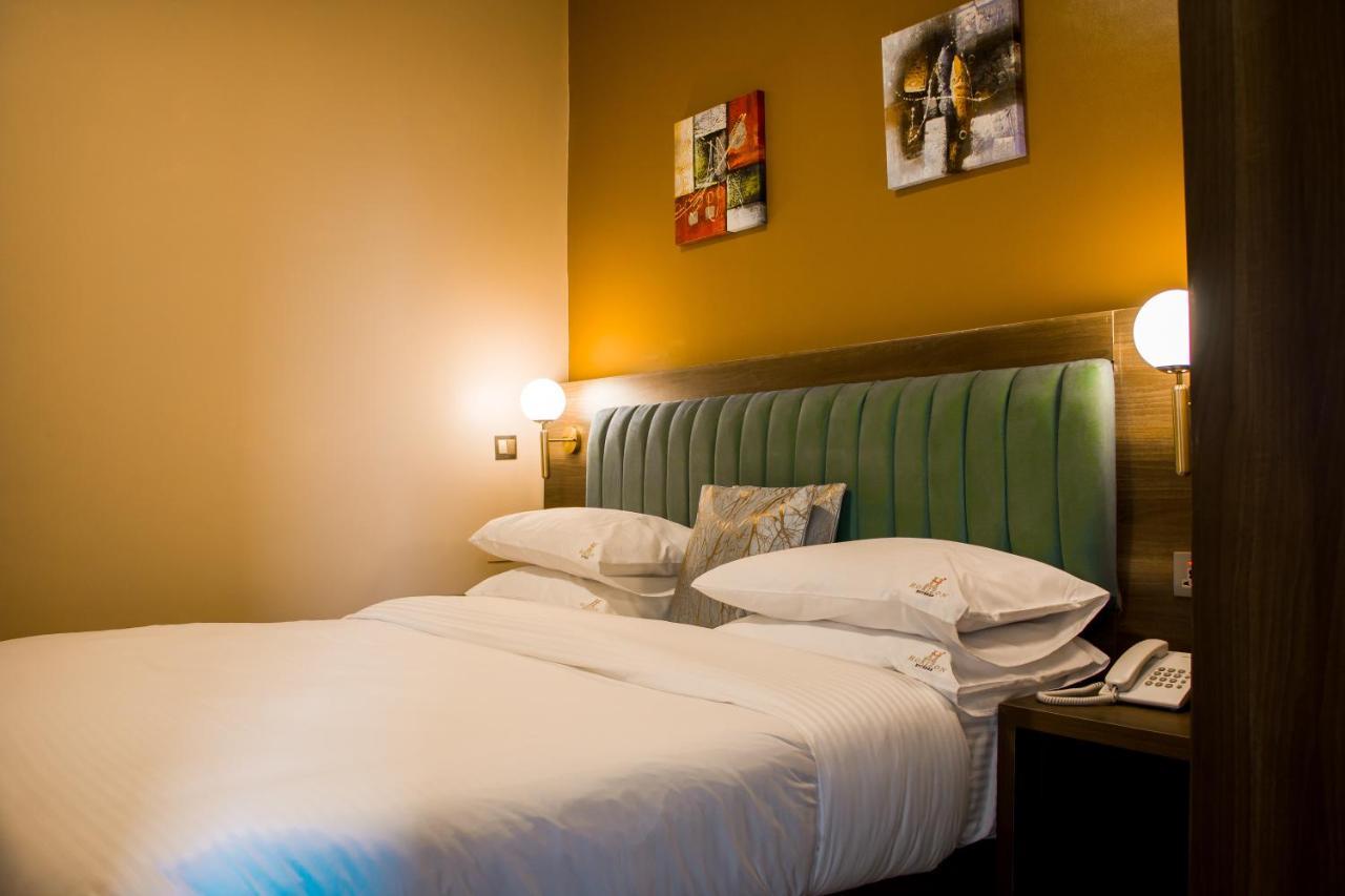 Hotel Horizon Entebbe Eksteriør billede
